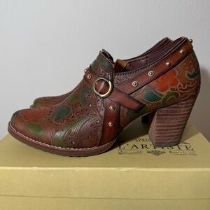 L’Artiste by Spring Step Embellished Brown Booties Women’s Size 7.5